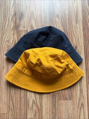 GAP Cotton Bucket Hats - set of 2